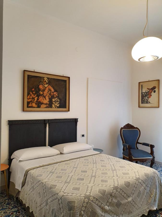 D'Angleterre Guest House Salerno Eksteriør billede