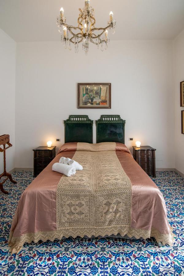 D'Angleterre Guest House Salerno Eksteriør billede