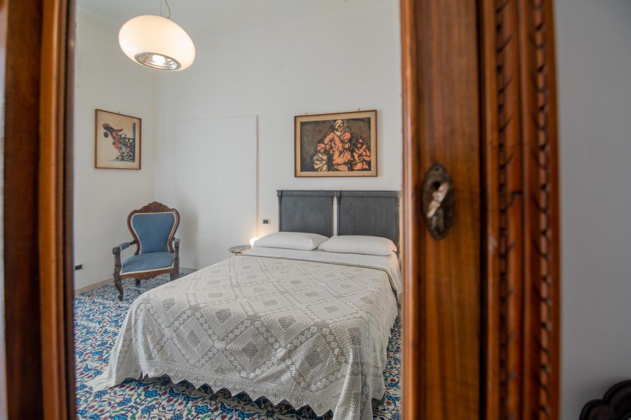 D'Angleterre Guest House Salerno Eksteriør billede