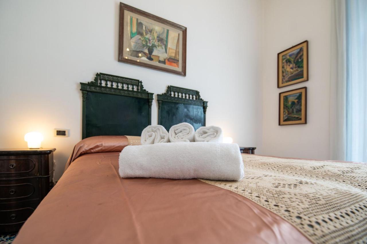 D'Angleterre Guest House Salerno Eksteriør billede