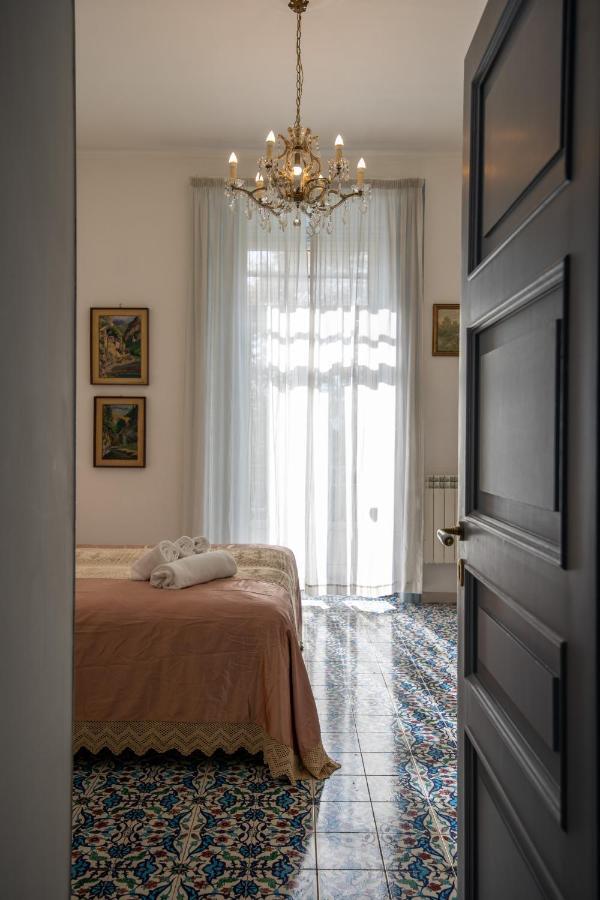 D'Angleterre Guest House Salerno Eksteriør billede